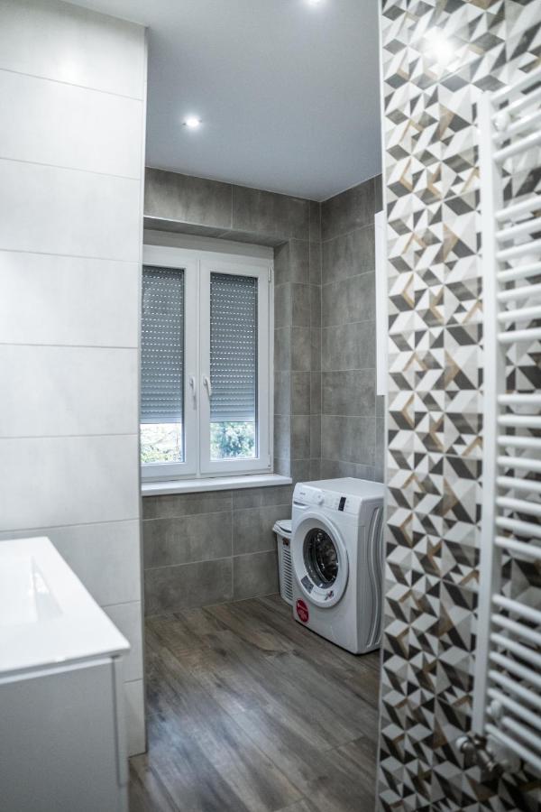 סגד Attila Luxury Apartment מראה חיצוני תמונה